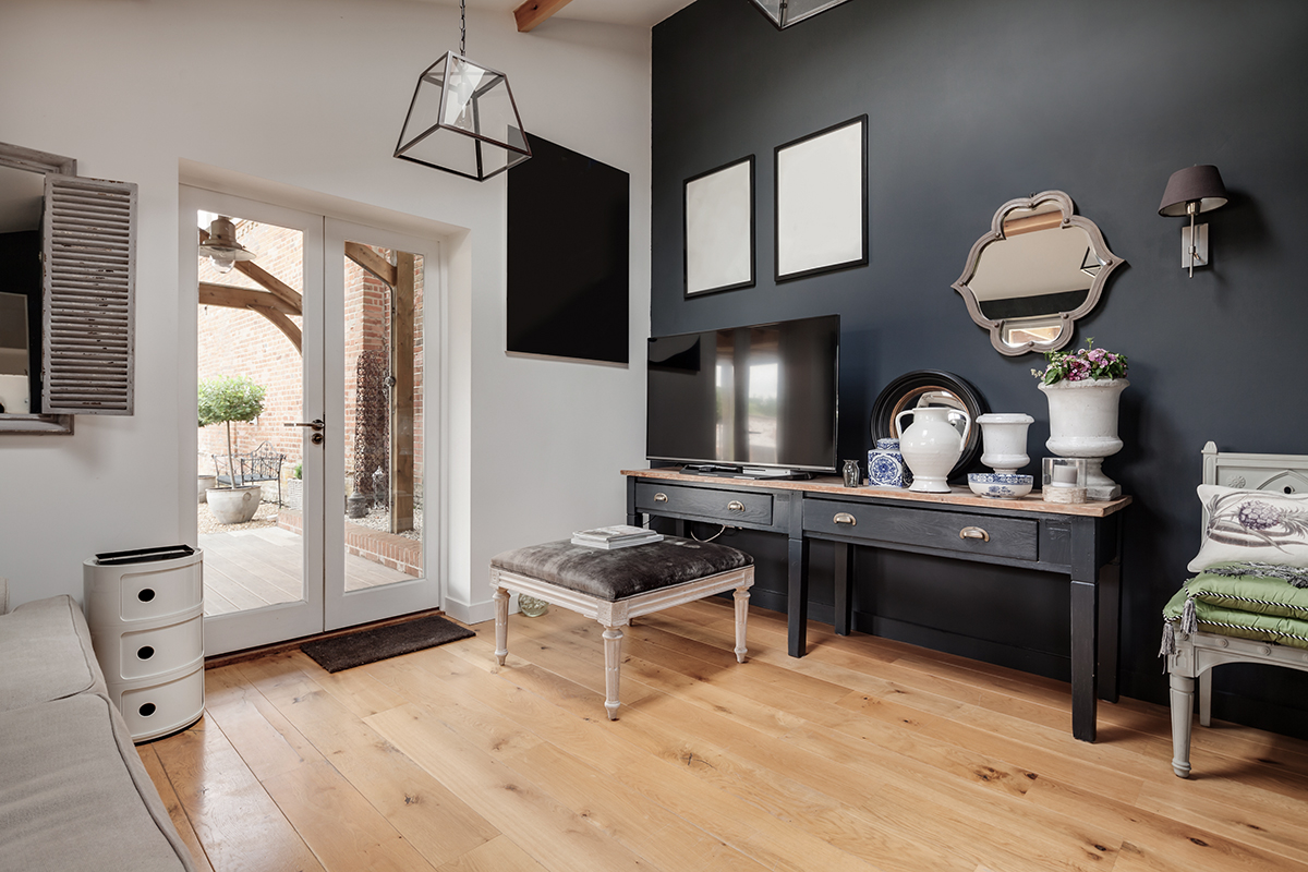 Welcome to Steadfast Decorating